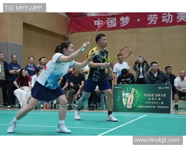 羽毛球的魅力与实力揭秘上海羽毛球队的成长与辉煌之路
